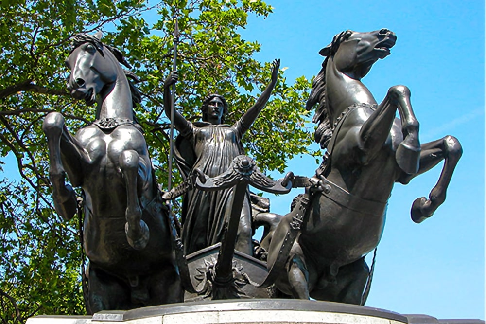 Statue